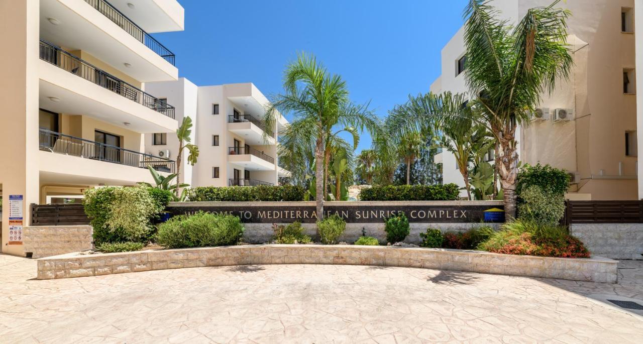 בורוקליני Mediterranean Sunrise Complex מראה חיצוני תמונה